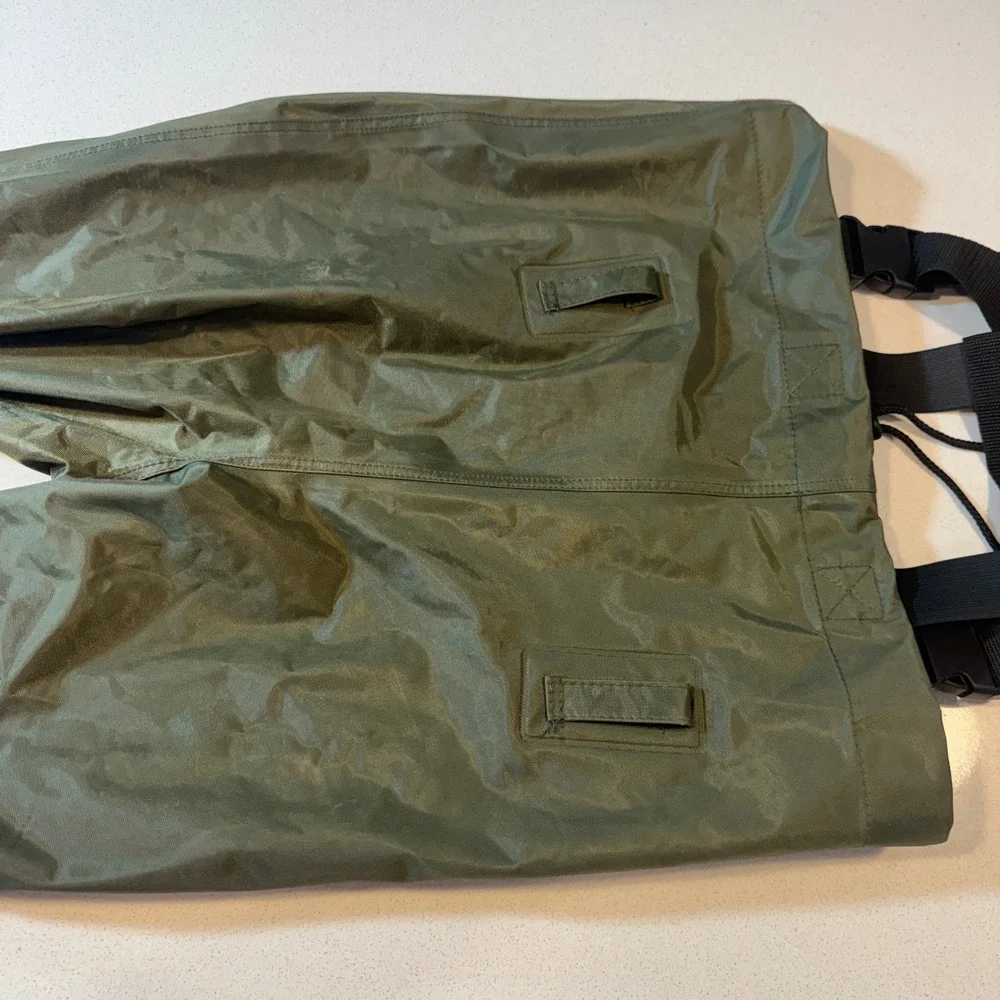 HISEA Chest Waders Mens 9.5 Green Used 28 Inseam Boot Foot